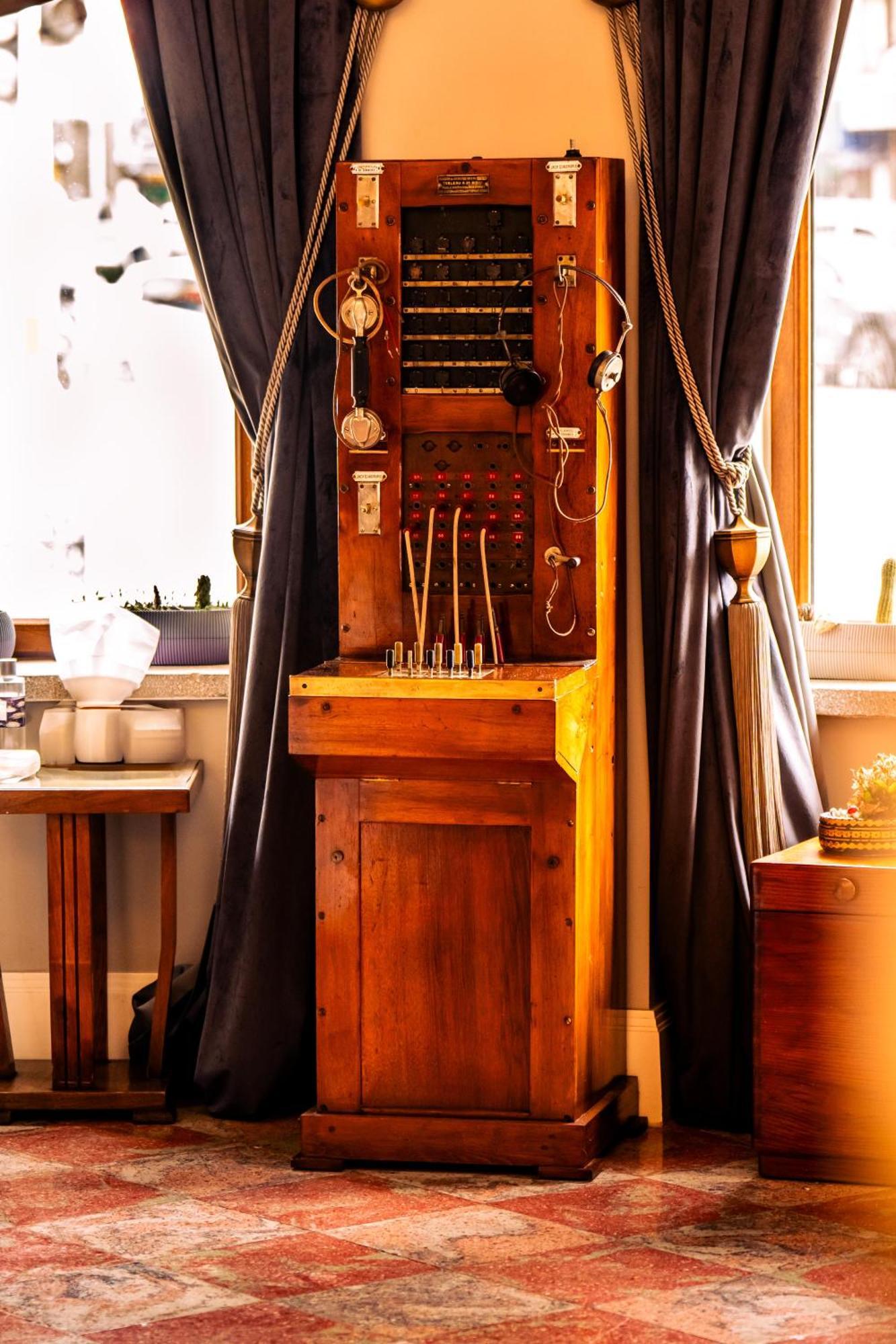 Atlas Oteli İzmir Ngoại thất bức ảnh