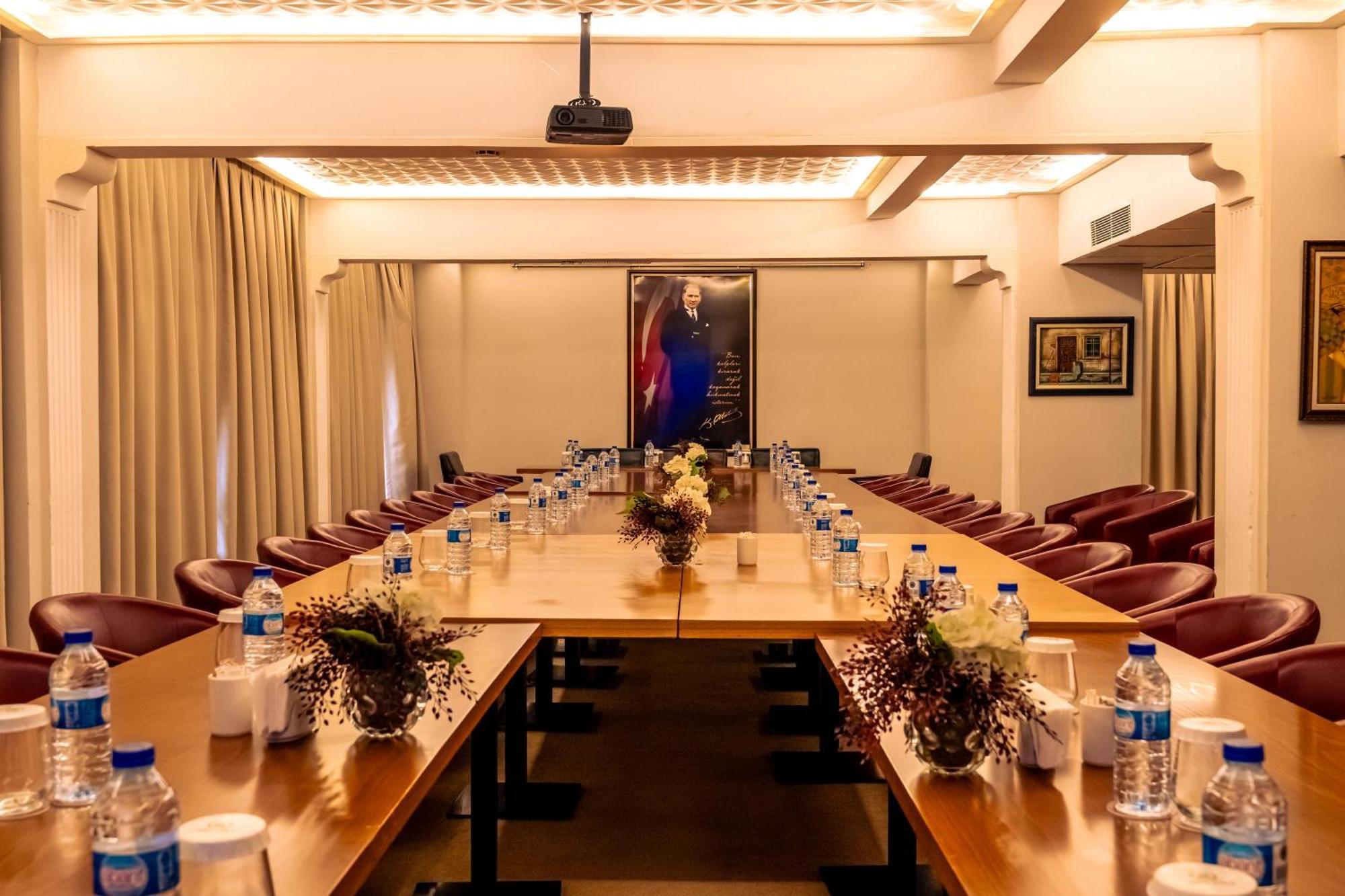 Atlas Oteli İzmir Ngoại thất bức ảnh